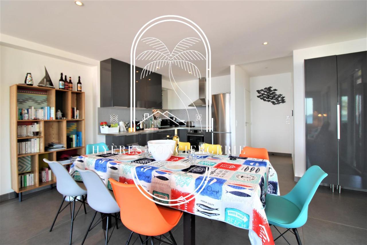 Villa Antoine Appartement Rdj Vue Mer Clim Wifi Parking Plage 50M La Garonne Le Pradet Exterior photo